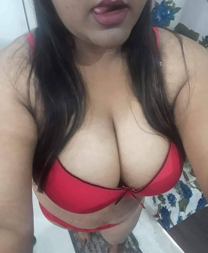 Sexy video call service available full nude with face watsapp contact 03285462319