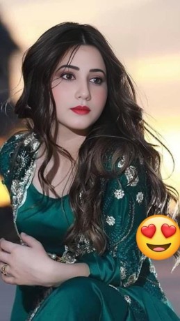 indepndian-girl-lahore-bahria-town-big-0