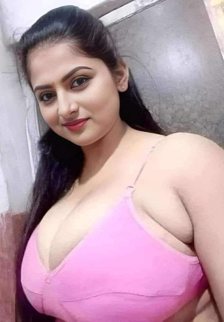 sexy-video-call-service-available-full-nude-with-face-watsapp-contact-03285462319-small-0