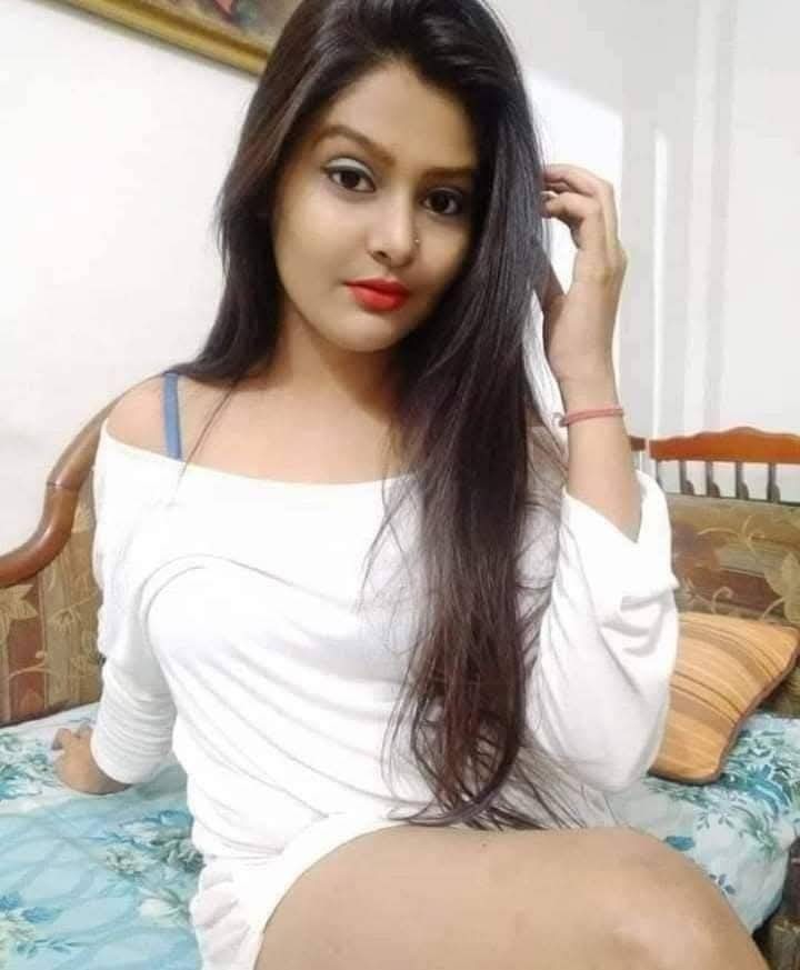 Girl service available hai video call 03287985213