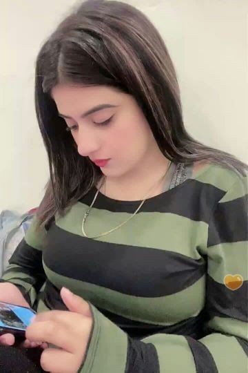 Chubby & Classy Call girls Available for Sex in Rawalpindi Bahria Town Call girls contact. (03005518124)