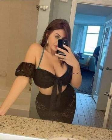 Sexy video call service available full nude with face watsapp contact 03285462319