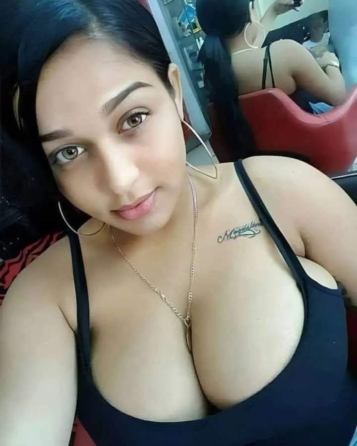 Sexy video call service available full nude with face watsapp contact 03285462319