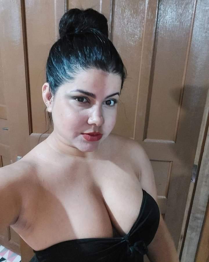 Sexy video call service available full nude with face watsapp contact 03285462319