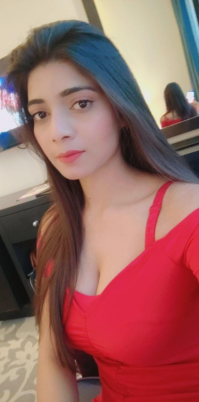 03228922414 Full hot sexy student girls available in Sialkot deal with real pics