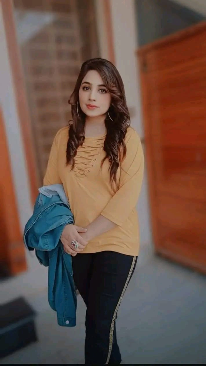 Lahore seaxy girls Avaiable for shot and Night 03287881688