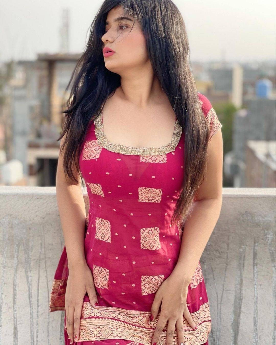 03228922414 Full hot sexy student girls available in Sialkot deal with real pics